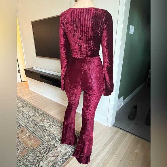 Urban Outfitters Red Velvet Set, size S - Picture 2 of 4